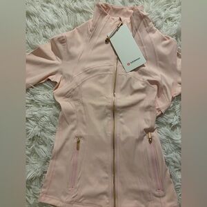 lululemon athletica Women's Light Pink Zip-Up Jacket with gold zipper rare